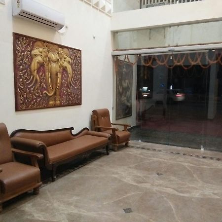 Rewa Residency Otel Dış mekan fotoğraf